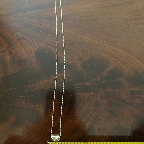 Tiffany & Co. Elsa Peretti Small Bean Necklace - Picture 9 of 9